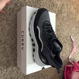 Under Armour Curry 3Z 24 Black Halo Grey Basketball Shoes Men's Size 8 / Women's